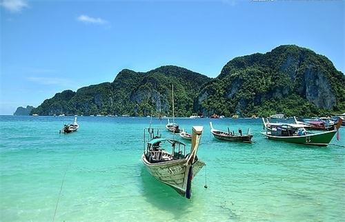 玛雅湾玛雅湾属于皮皮岛国家公园,位于小皮皮岛西.