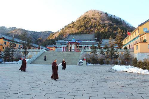 包头市青山区青福镇GDP_包头市青山区北重四小(2)